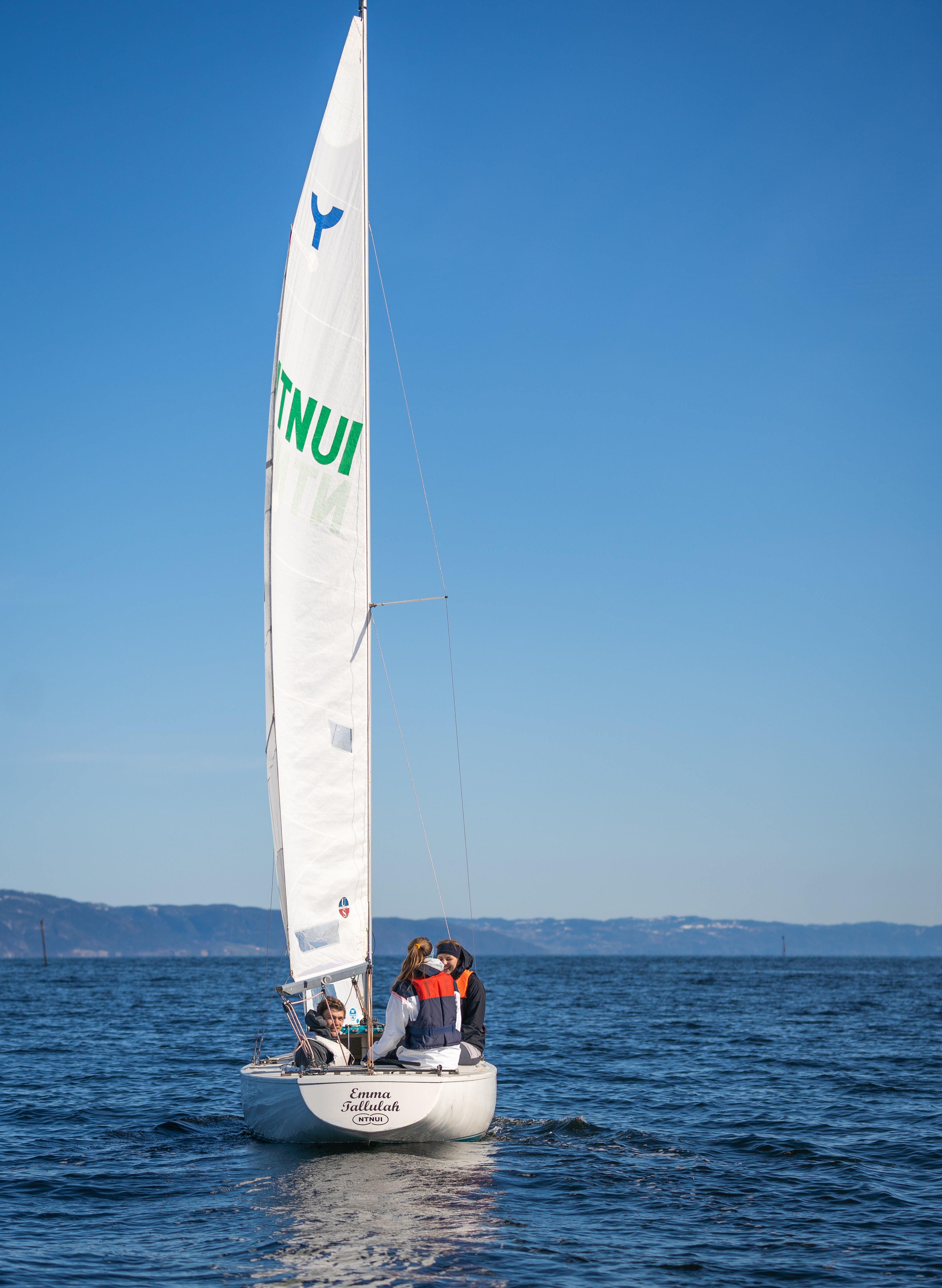 2022_04_NTNUI_Tirill_Trætli_Seiling_Nybegynnerkurs